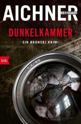 Bild zu DUNKELKAMMER