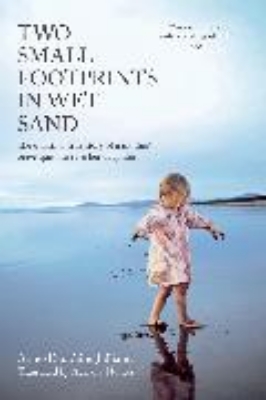 Bild von Two Small Footprints in Wet Sand (eBook)